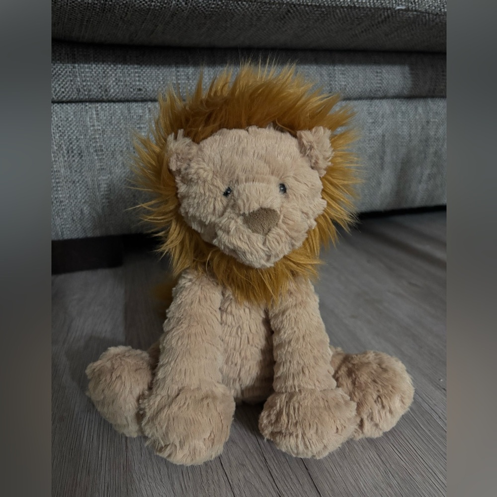 Fuddlewuddle Lion - by Jellycat